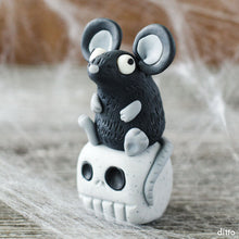 Load image into Gallery viewer, Spooky Cutie Halloween Pet Kits