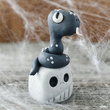 Load image into Gallery viewer, Spooky Cutie Halloween Pet Kits